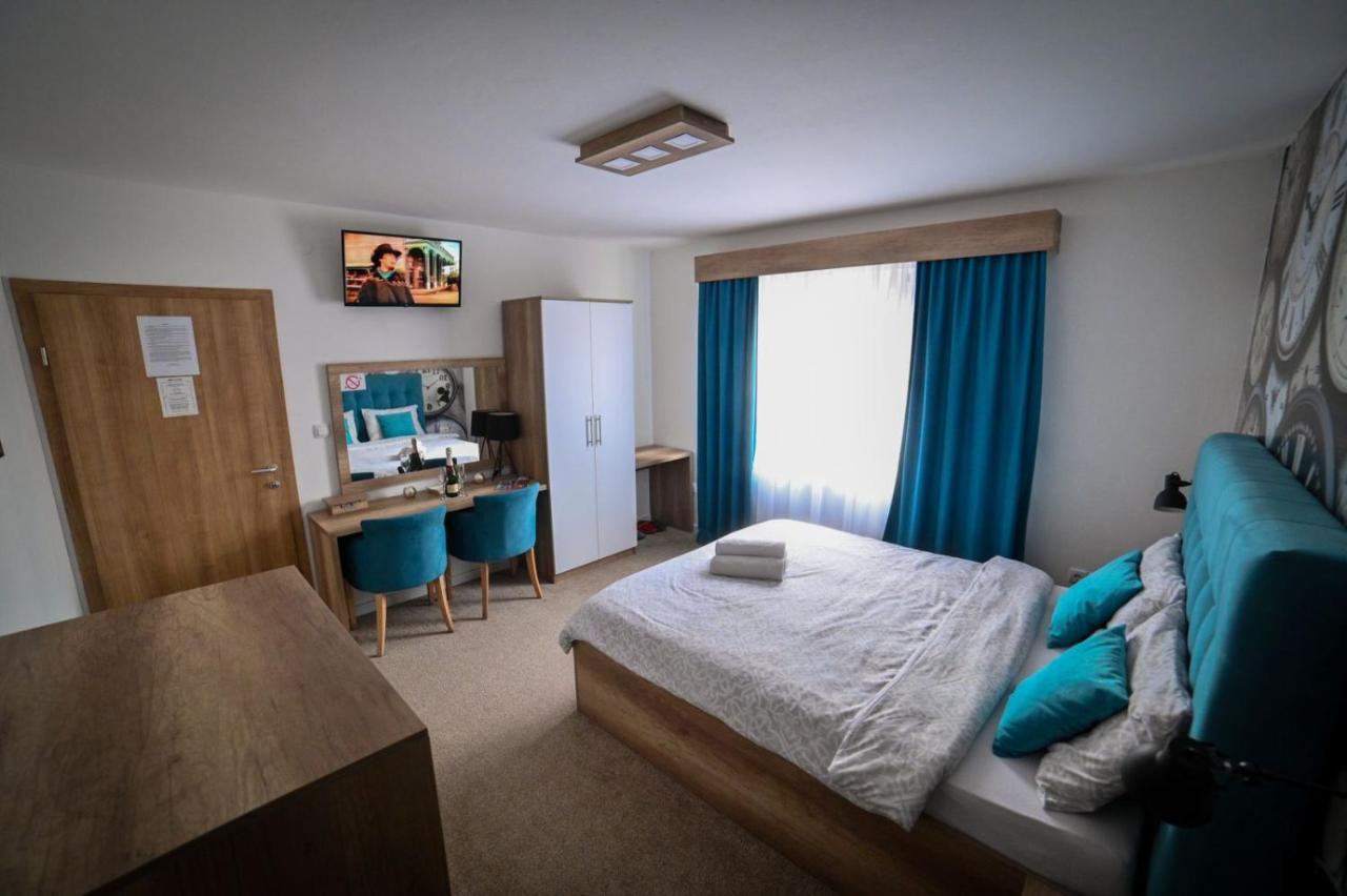 Studio Apartmani Emili Apartman Br 2 บิเยลยินา ภายนอก รูปภาพ