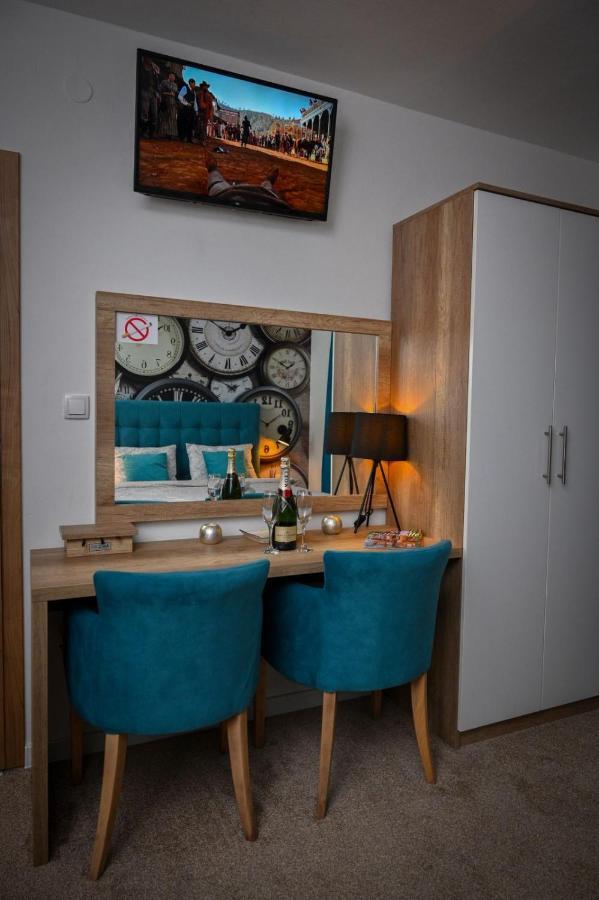Studio Apartmani Emili Apartman Br 2 บิเยลยินา ภายนอก รูปภาพ